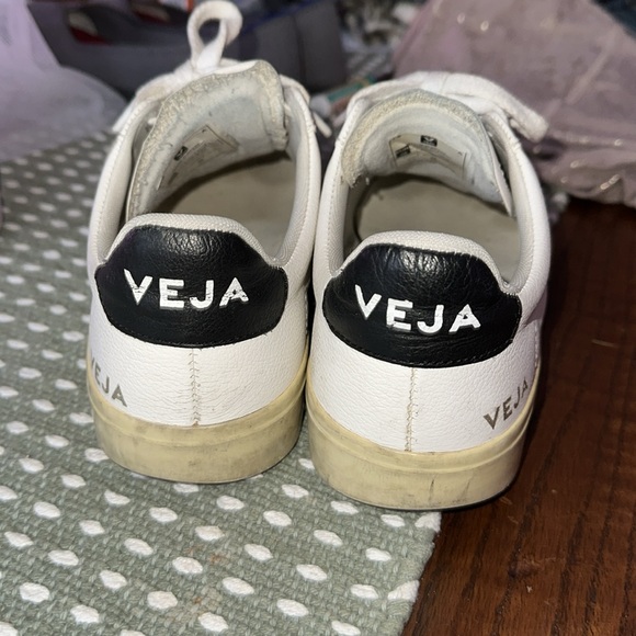 Veja sneakers - Picture 4 of 4
